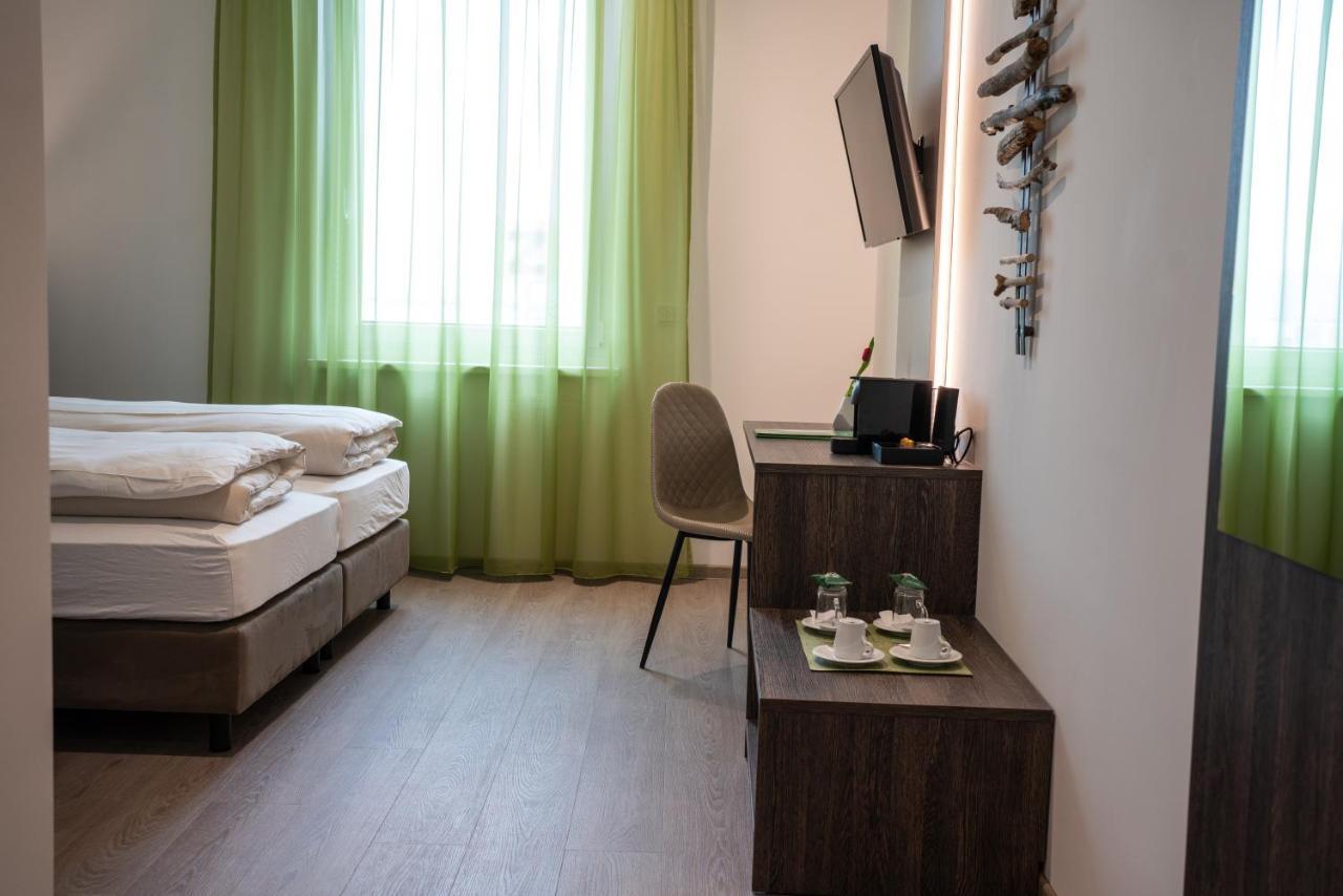Eee Hotel Graz Pirka Exterior photo
