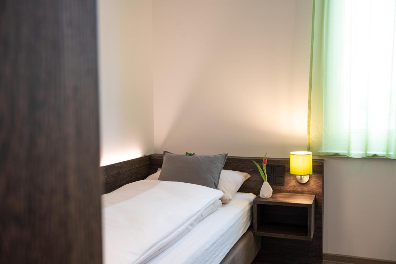 Eee Hotel Graz Pirka Exterior photo